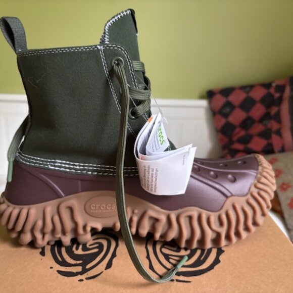 Salehe Bembury x Crocs Cypress Boot - Picture 2 of 3